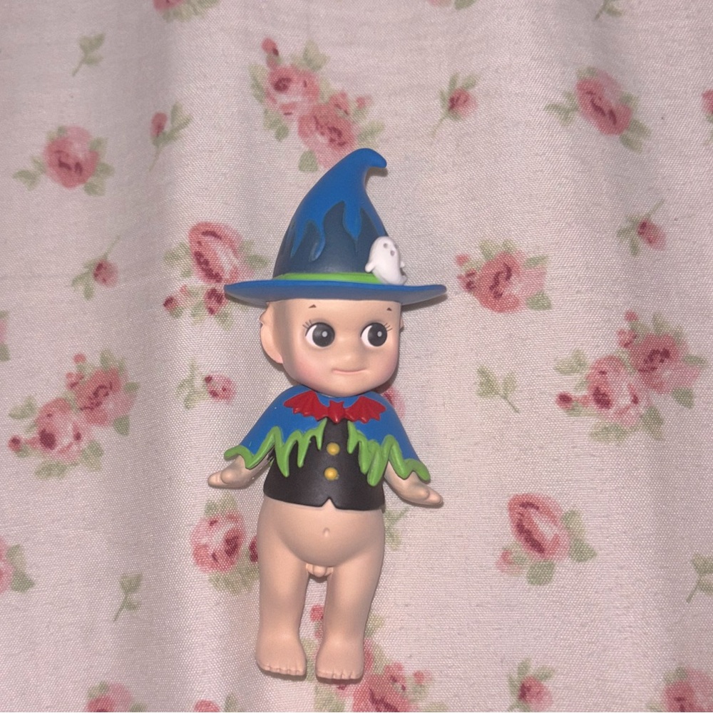 Sonny Angel Halloween Series 2016 | Witch